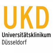 Hebamme Azubi Studierende für den berufspraktischen Teil des dualen Studiengangs Hebammenkunde,  Düsseldorf